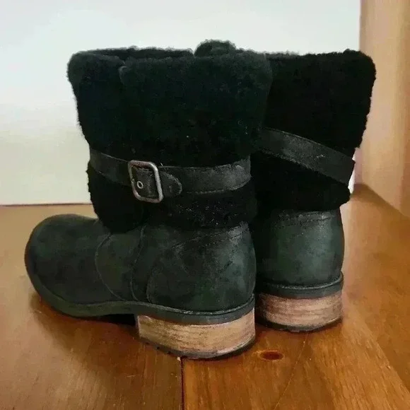 UGG AUSTRIALIA size 9 - Picture 5 of 8